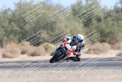 media/Nov-02-2025-CVMA (Sun) [[337aff29ab]]/Race 8-Formula Lightweight Twins Shootout/